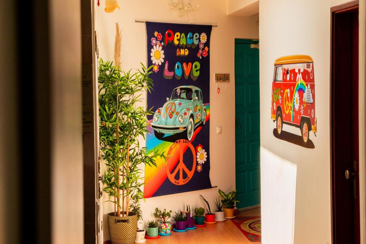 Paz & Amor Guest House - Peace & Love Назаре Экстерьер фото